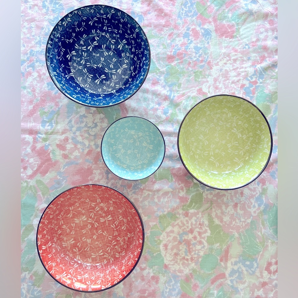 4 Piece Japanese porecelin bowls New